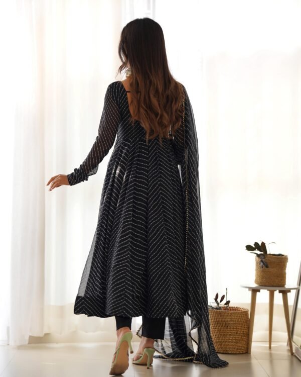 Fox Georgette Laheriya Print Anarkali Suit Set - Image 9